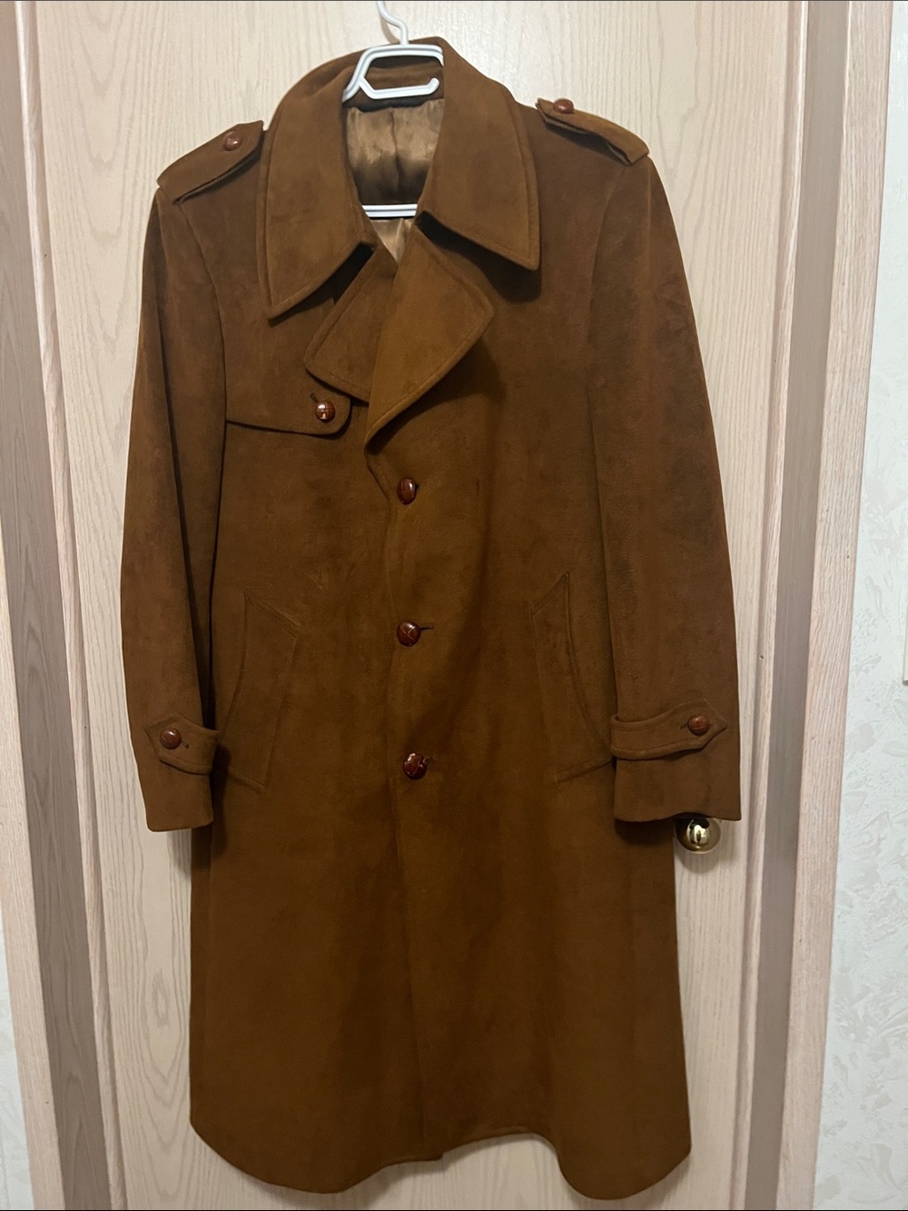 Samuelsohn Men's Suede Trench Coat in Brown